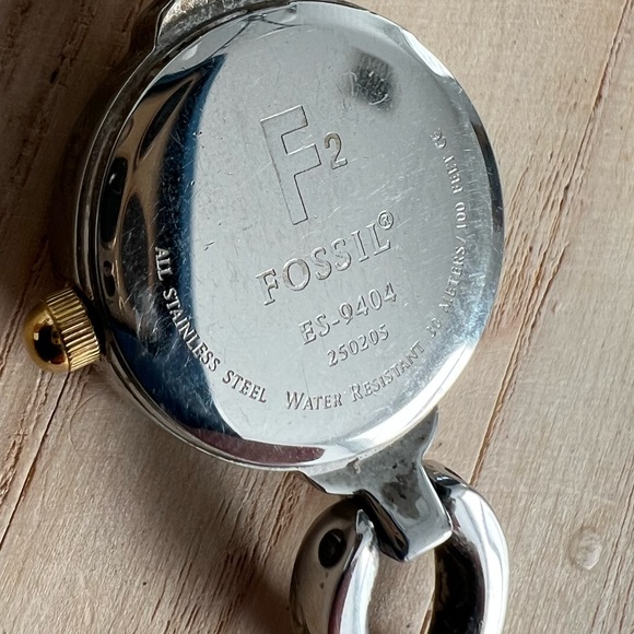 Fossil Ladies Watch Two Tone Chain Link Bracelet Round Dial - Picture 8 of 11